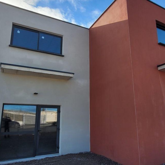  ACTIVA : Local / Bureau | MEZE (34140) | 99 m2 | 990 € 