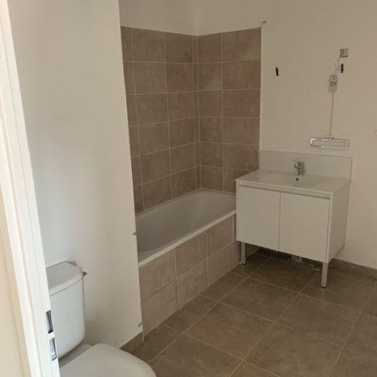  ACTIVA : Appartement | NIMES (30000) | 38 m2 | 595 € 