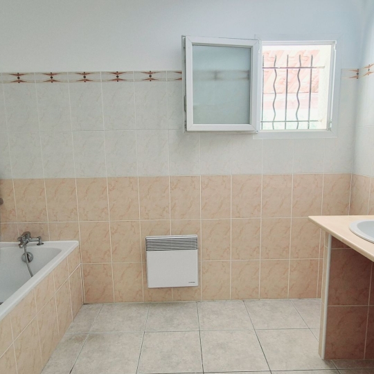  ACTIVA : Maison / Villa | MONTMIRAT (30260) | 130 m2 | 379 000 € 