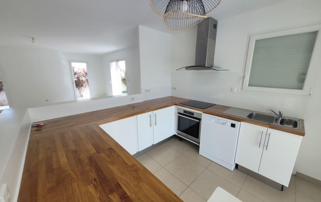 ACTIVA : Maison / Villa | VENDARGUES (34740) | 140 m2 | 2 400 € 