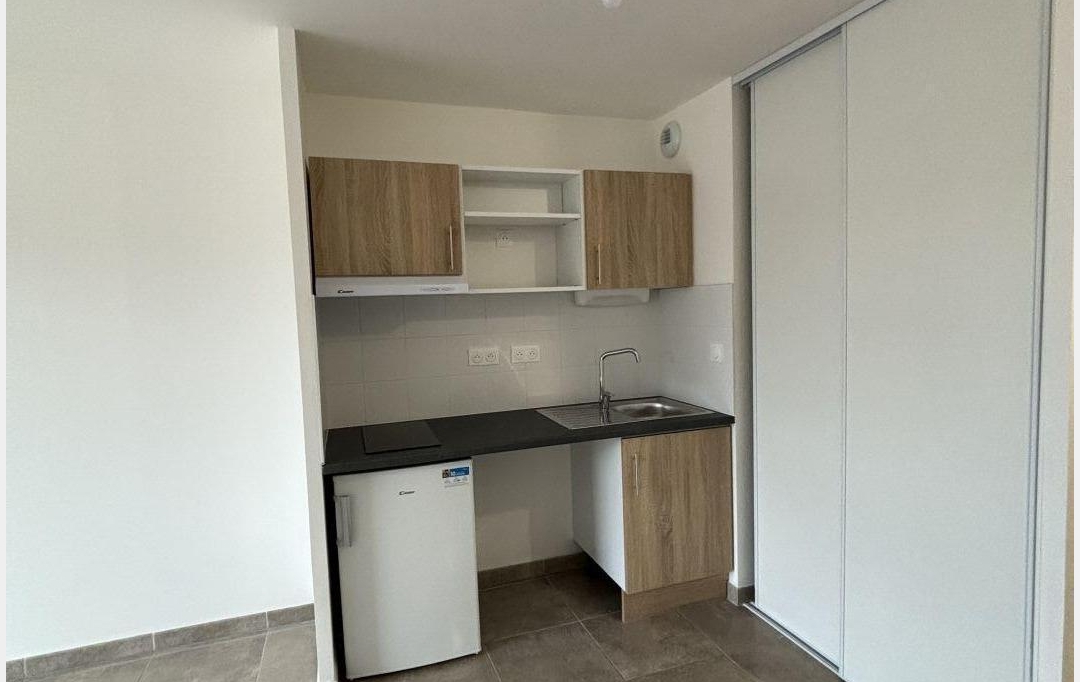 ACTIVA : Apartment | NIMES (30000) | 38 m2 | 595 € 