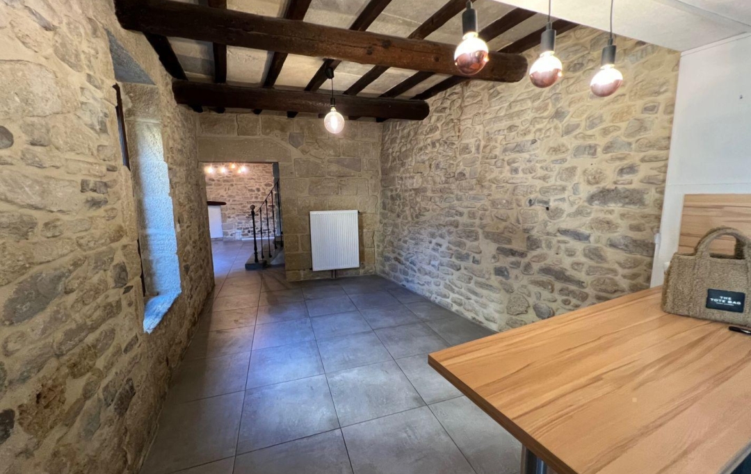 ACTIVA : Maison / Villa | GALLARGUES-LE-MONTUEUX (30660) | 87 m2 | 244 000 € 