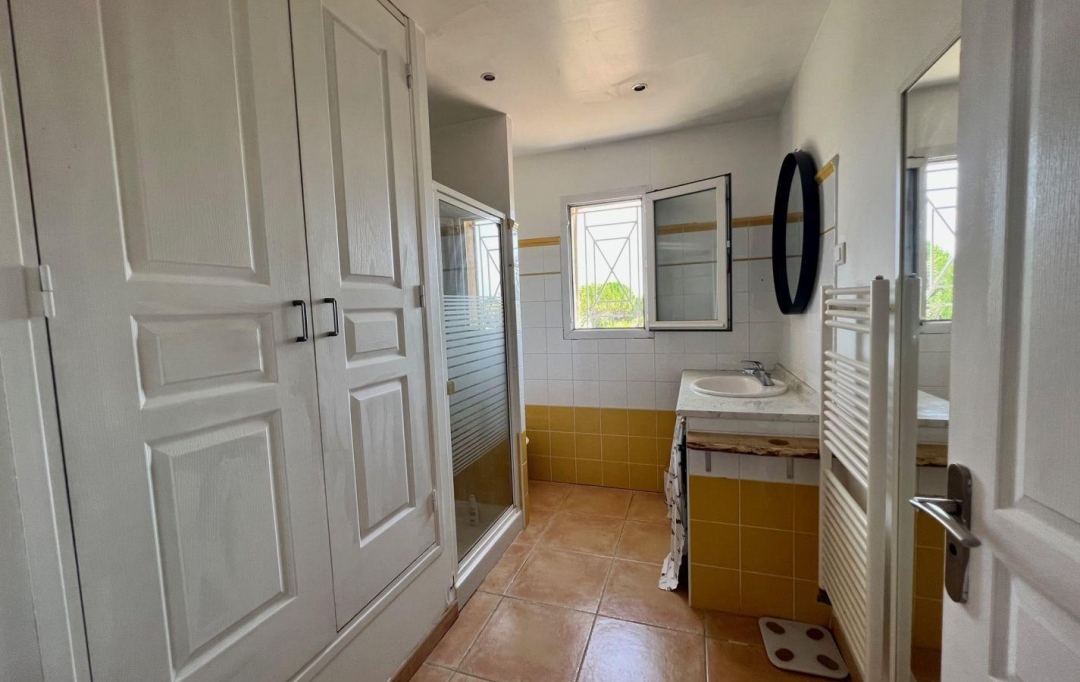ACTIVA : Domaines / Propriétés | SAINT-LAURENT-D'AIGOUZE (30220) | 160 m2 | 886 000 € 