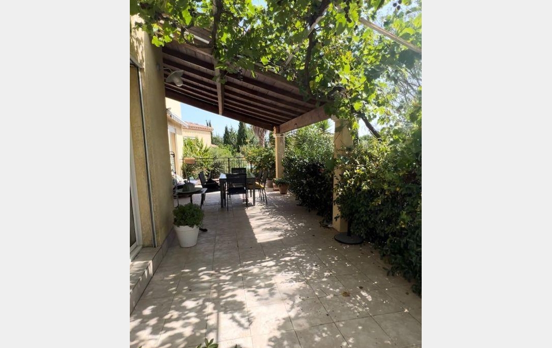 ACTIVA : Domaines / Propriétés | SAINT-LAURENT-D'AIGOUZE (30220) | 160 m2 | 886 000 € 
