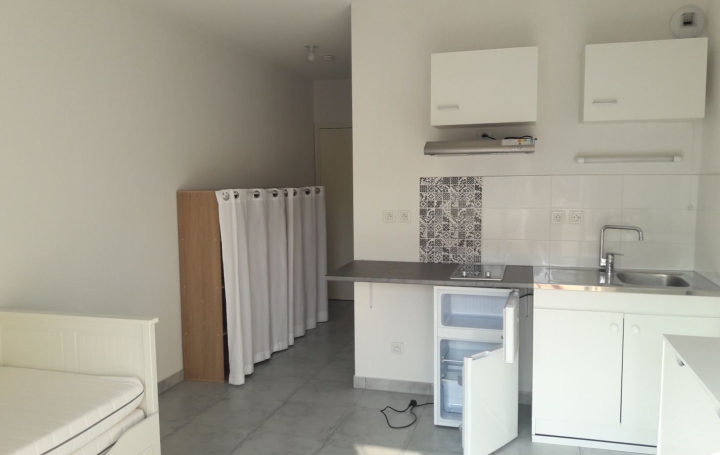 Studio CASTELNAU-LE-LEZ 21 m2 489 € Studio CASTELNAU-LE-LEZ 21 m2 489 €
