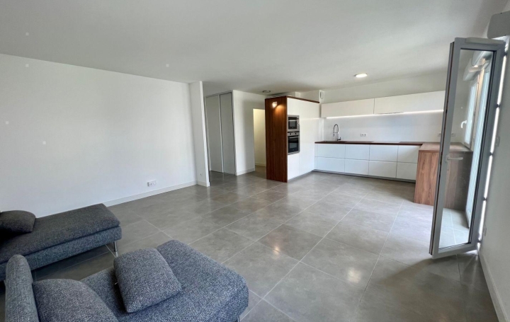 Appartement P3 LUNEL 66 m2 190 000 € Appartement P3 LUNEL 66 m2 190 000 €