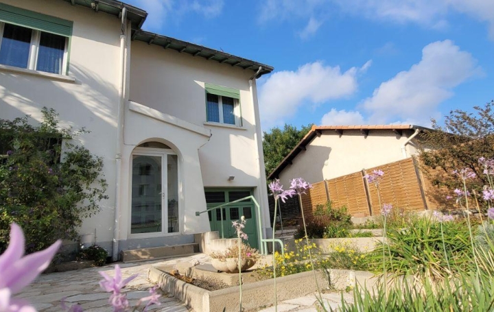 Villa   CASTELNAU-LE-LEZ  66 m2 307 000 € 