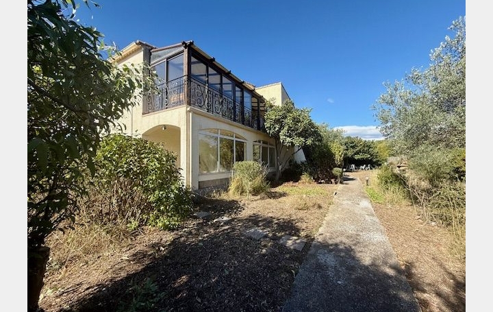 Villa   TEYRAN  235 m2 743 000 € 